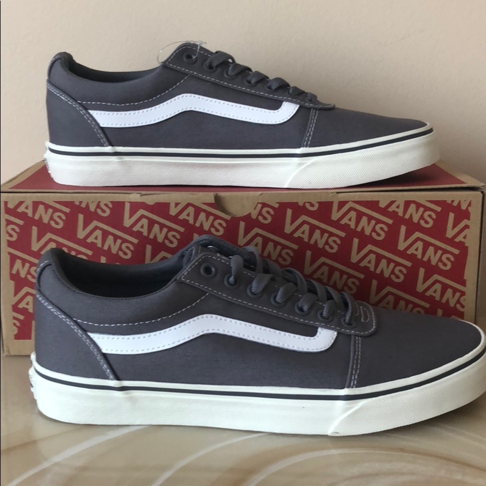 NIB men’s Vans shoes 👟 - Picture 2 of 7